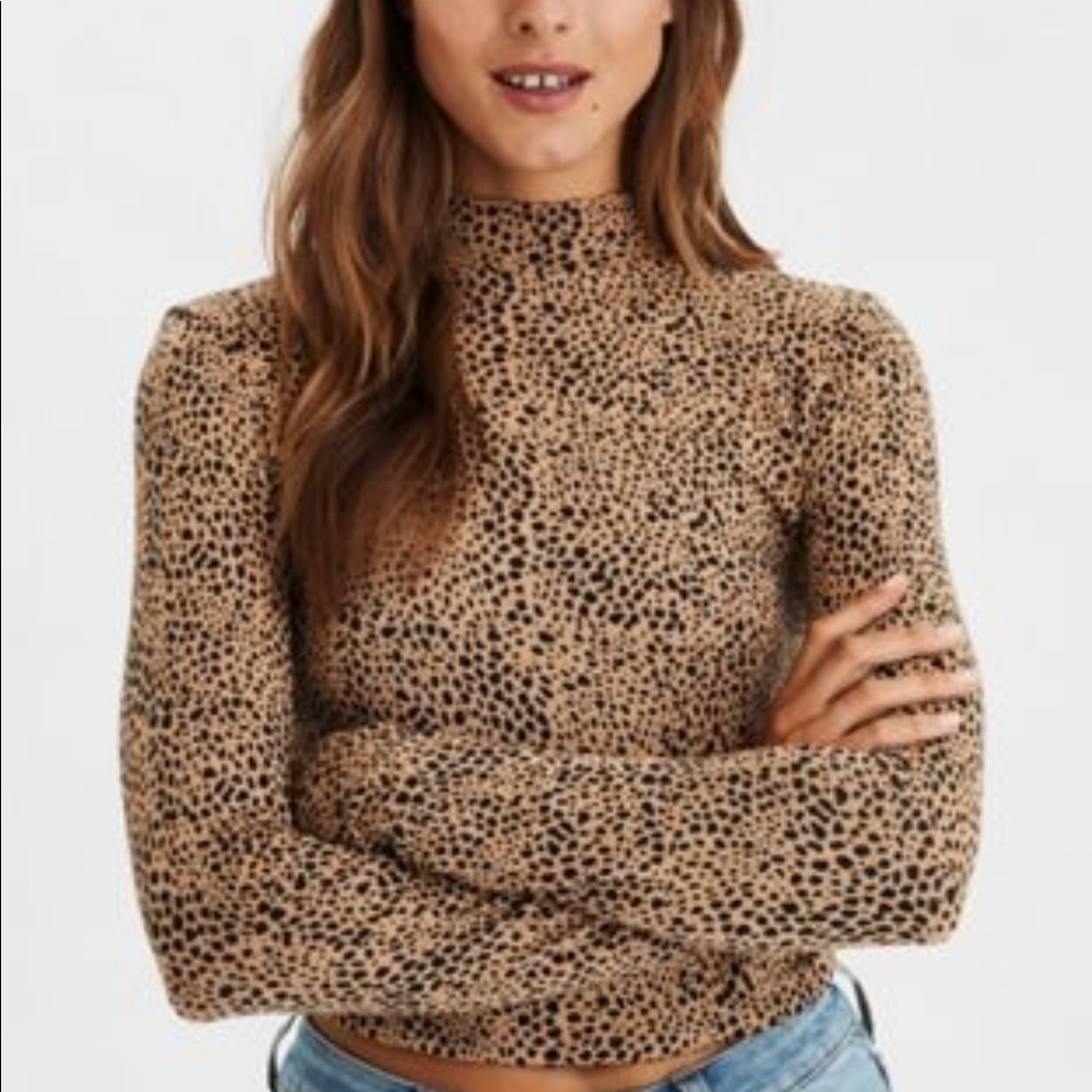 Mock Neck Crop Top